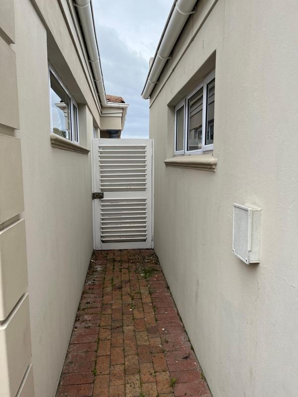 3 Bedroom Property for Sale in Royal Ascot Western Cape